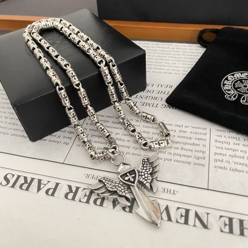 Ch**me He**ts necklaces